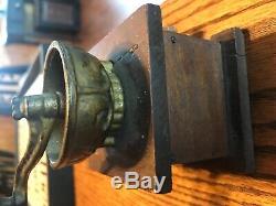 Antique Miniature Sales Sample Coffee Spice Mill Grinder Daisy 867 AC Williams