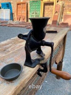 Antique Old Spong & Co. Ltd. Antique Hand Coffee grinder, Douwe egberts Iron