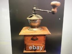 Antique PeDe Dienes Coffee Grinder Rare Well & Cover Design Great Patina c. 1920s