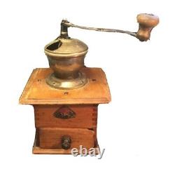 Antique PeDe Dienes Coffee Grinder Rare Well & Cover Design Great Patina c. 1920s