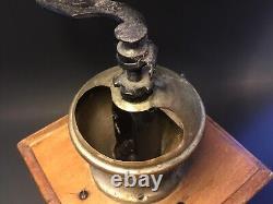 Antique PeDe Dienes Coffee Grinder Rare Well & Cover Design Great Patina c. 1920s