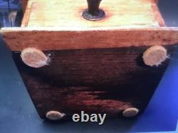 Antique PeDe Dienes Coffee Grinder Rare Well & Cover Design Great Patina c. 1920s