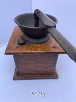 Antique Run Easy Wooden/Cast Iron Coffee Mill Simmons Hardware, St. Louis USA