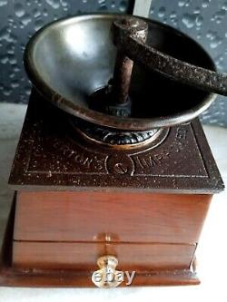 Antique Table Hand Coffee Grinder No. 5 Bruerton's Improved Clark & Co Manufact