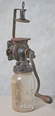 Antique Universal No 24 Cast Iron Coffee Grinder Landers Frary Clark