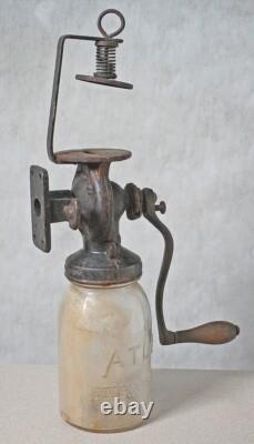 Antique Universal No 24 Cast Iron Coffee Grinder Landers Frary Clark