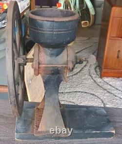 Antique Vintage Cast Iron Coffee / Corn Grinder Grain Mill No. 1 1/2