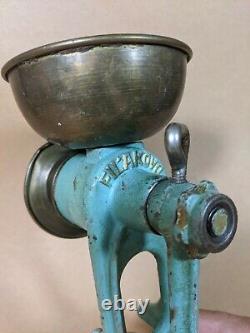 Antique Vintage Cast Iron Coffee Grinder Corn Grain Mill Wooden Hand Crank