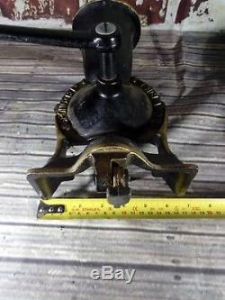 Antique Vintage Old Industrial Cast Iron Spong No 3 Large Coffee MILL Grinder Ta