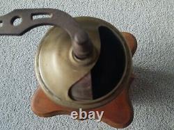 Antique/Vintage PeDe Patentamt Gestutzt Geschmirdet Werk Germany Coffee Grinder