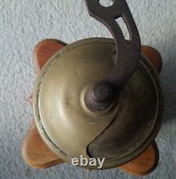 Antique/Vintage PeDe Patentamt Gestutzt Geschmirdet Werk Germany Coffee Grinder