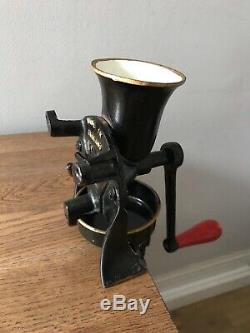 Antique Vintage Spong No. 1 Black Metal Coffee Grinder + Tray Excellent Con