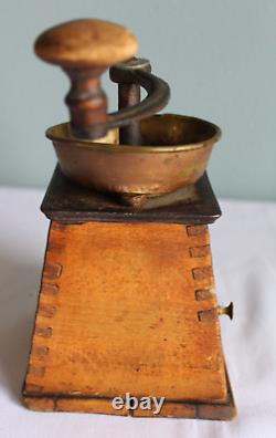 Antique Vintage Wooden Garant. F. O. Pyramid Bronze Table Box Coffee Mill Grinder