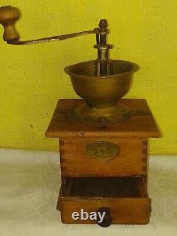 Antique Vintage wooden primitive Mutzig framont French coffee grinder. RARE