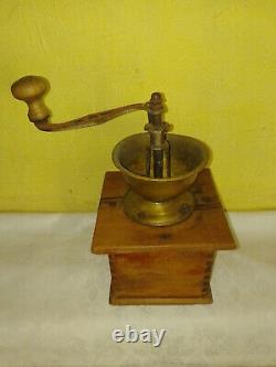 Antique Vintage wooden primitive Mutzig framont French coffee grinder. RARE