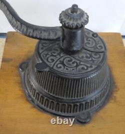 Antique Wooden Ornate Cast Iron Hand Crank Coffee Spice Mill Grinder Table Top