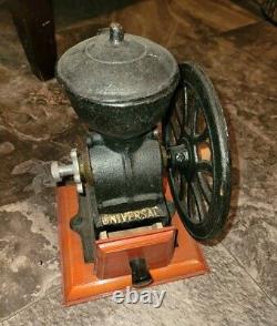 Antique cast iron Single Wheel MANUAL coffee grinder vintage Black Beautiful