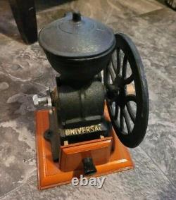 Antique cast iron Single Wheel MANUAL coffee grinder vintage Black Beautiful