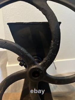 Antique cast iron Single Wheel No. 32 coffee grinder -vintage