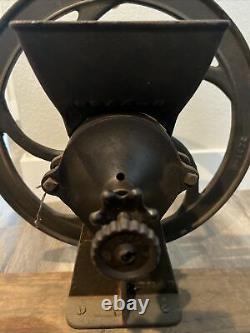 Antique cast iron Single Wheel No. 32 coffee grinder -vintage