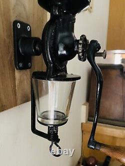 Antique cast iron coffee mill grinder Patented August 31, 1909 Wall Mount