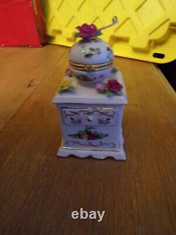 Choice Royal Albert Old Country Roses Misc. Itemstray/ornament/music box/TableC