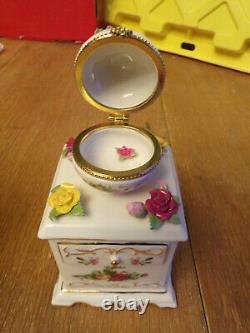 Choice Royal Albert Old Country Roses Misc. Itemstray/ornament/music box/TableC