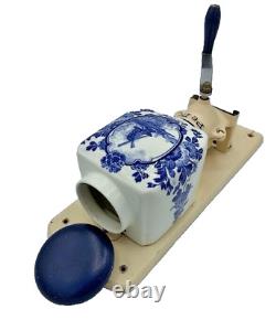 Dutch Delft Wall Coffee Mill PeDe BLUE Grinder Retro Vintage Zassenhaus era RARE