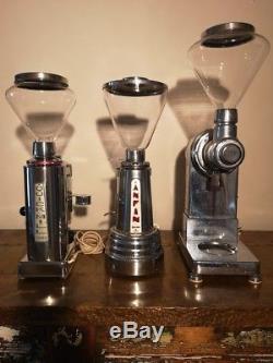 Faema Urania 3 lever espresso machine 1959 + x3 vintage coffee grinders