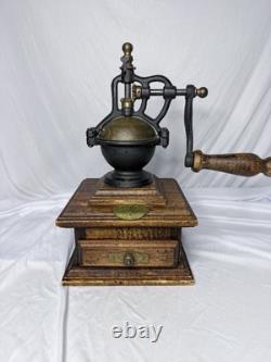 ITALIAN Caffé Coffee Grinder Vintage