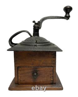 Imperial Arcade Mfg. Co. CF Grinder wood and cast iron in working order Antique