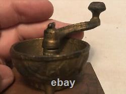 LITTLE TOT Miniature (Salesmans Sample) Vintage Coffee Grinder