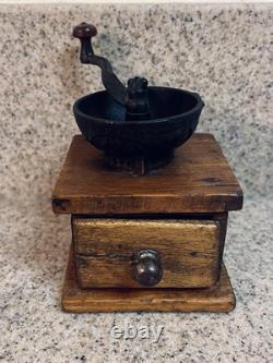 Manual Antique Coffee Grinding