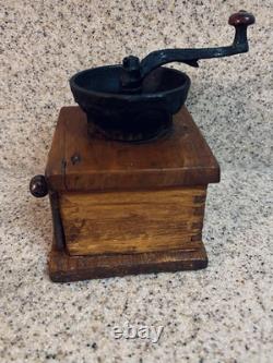 Manual Antique Coffee Grinding