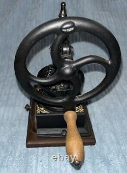 Manual coffee grinder Bean Spice Antique Cast-Iron hand crank vintage retro