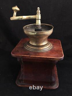 Mill Coffee XIX ° Th Century Wood Bronze Antique French Coffee Grinder