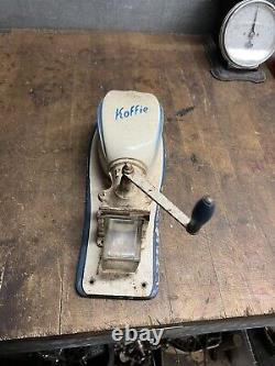 Old Antique Rare Hand Crank PeDe Koffie Coffee Grinder Mill Wall Mounted Dutch