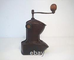 Original Antique Art Deco Bakelite PEDE Dienes Coffe Grinder 1930s