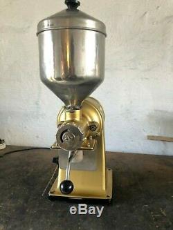 Perl Vintage Coffee grinder