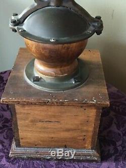 RARE ANTIQUE LARGE MANUAL COFFEE GRINDER With 2 DRAWERS CRANKS