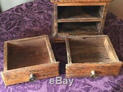 RARE ANTIQUE LARGE MANUAL COFFEE GRINDER With 2 DRAWERS CRANKS