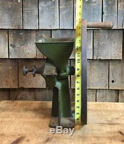 RARE Antique Primitive Cast Iron Corn Coffee Grinder Grist Mill No. #32 Country