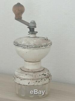 RARE VINTAGE FRENCH PEUGEOT FRERES COFFEE GRINDER MILL Camping Model 1957/60
