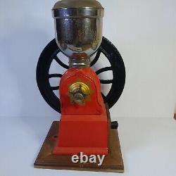 Rare Complete Vintage Cast Iron Single Wheel Manual Coffee Grinder Red/wood