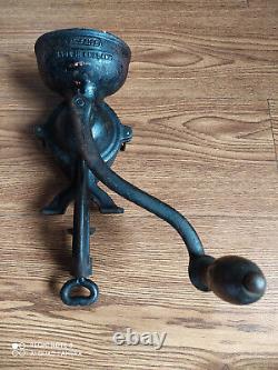 Rare vintage BEATRICE NO 1 Cast iron Coffee grinder of 50's made in England