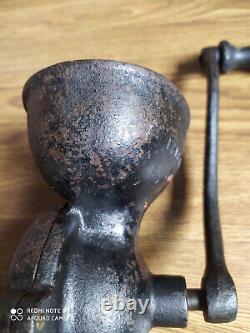 Rare vintage BEATRICE NO 1 Cast iron Coffee grinder of 50's made in England