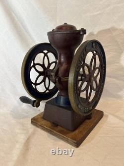 STAR COFFEE MILL Hand Crank Vintage Manual Grinder Antique Retro TESTED