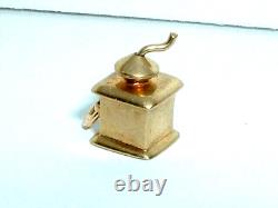 VINTAGE 14k YELLOW GOLD MOVEABLE COFFEE GRINDER CHARM