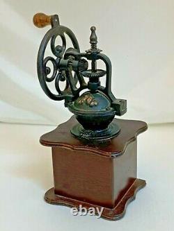 VINTAGE ANTIQUE HAND CRANK COFFEE GRINDER WithPULL OUT DRAWER IRON/WOOD 11'' TALL