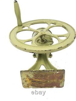 VTG General Store Coffee Grinder Cast Iron Single Wheel Manual 12 No. 1-1/2